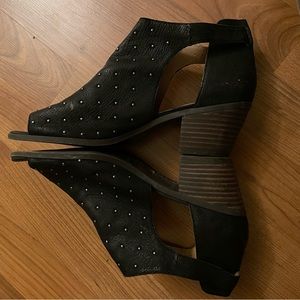 Lucky wedge sandals with tiny studs. Size 8.